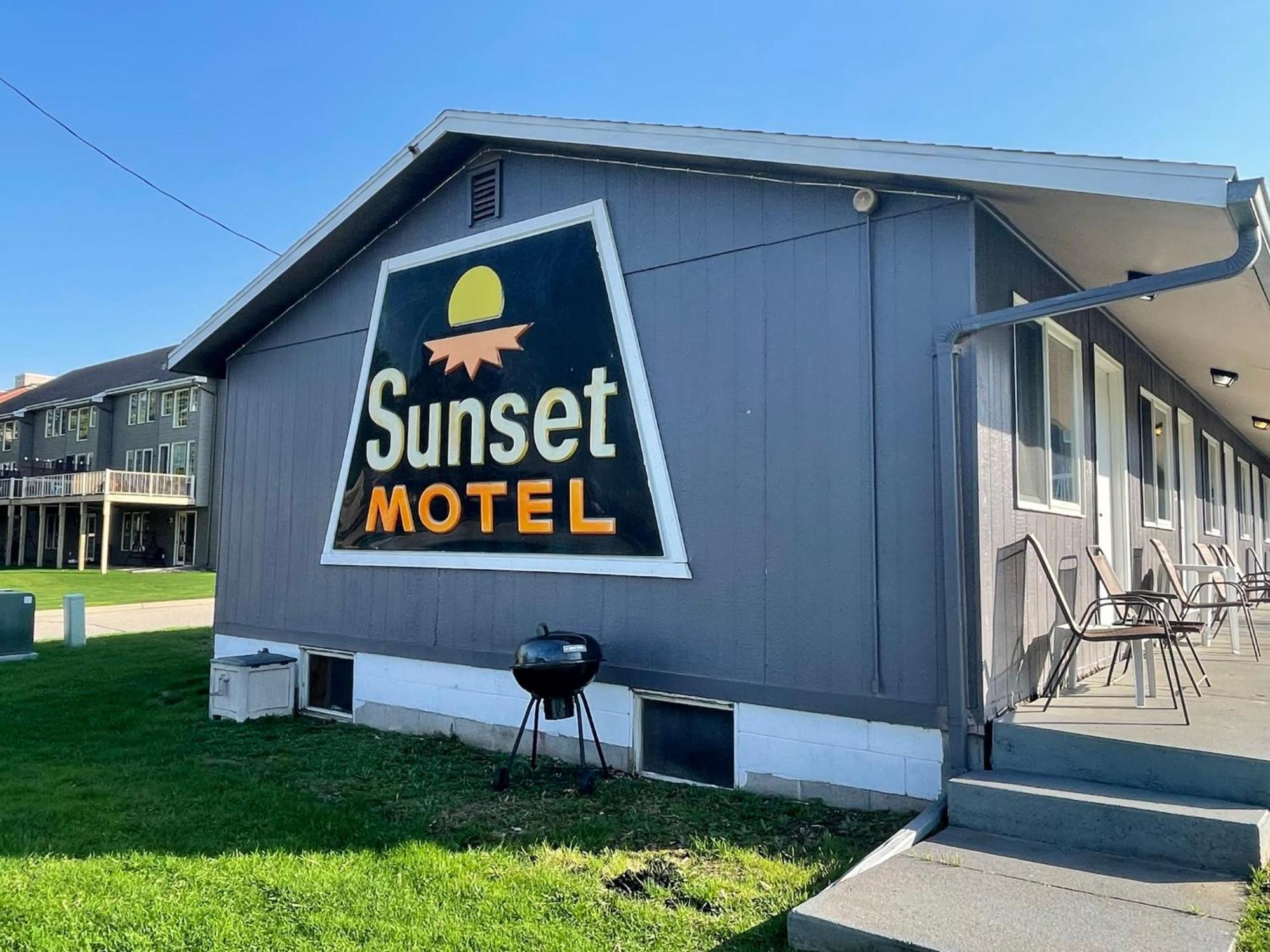 Single King Room Lake City Exterior photo