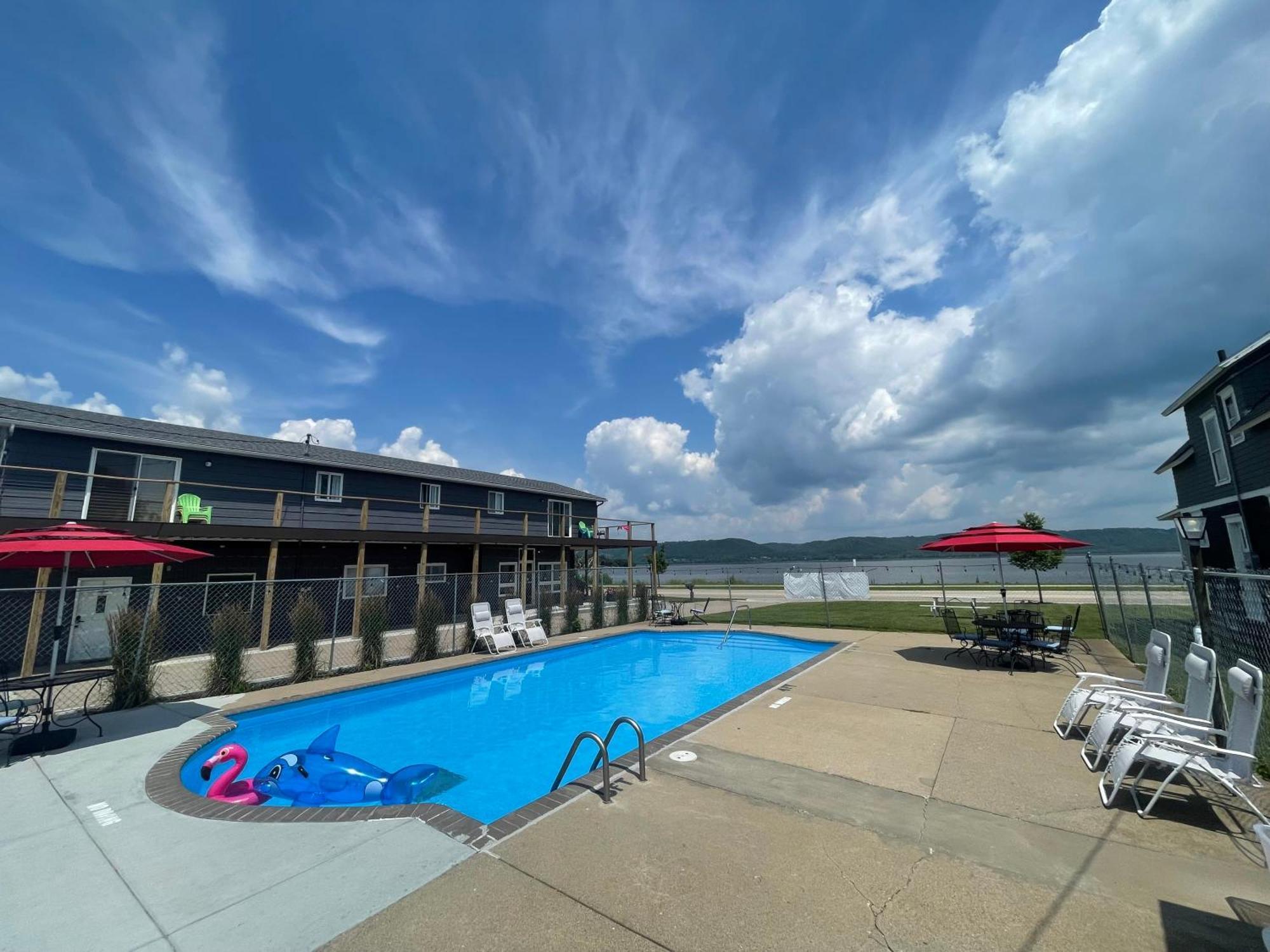 Single King Room Lake City Exterior photo