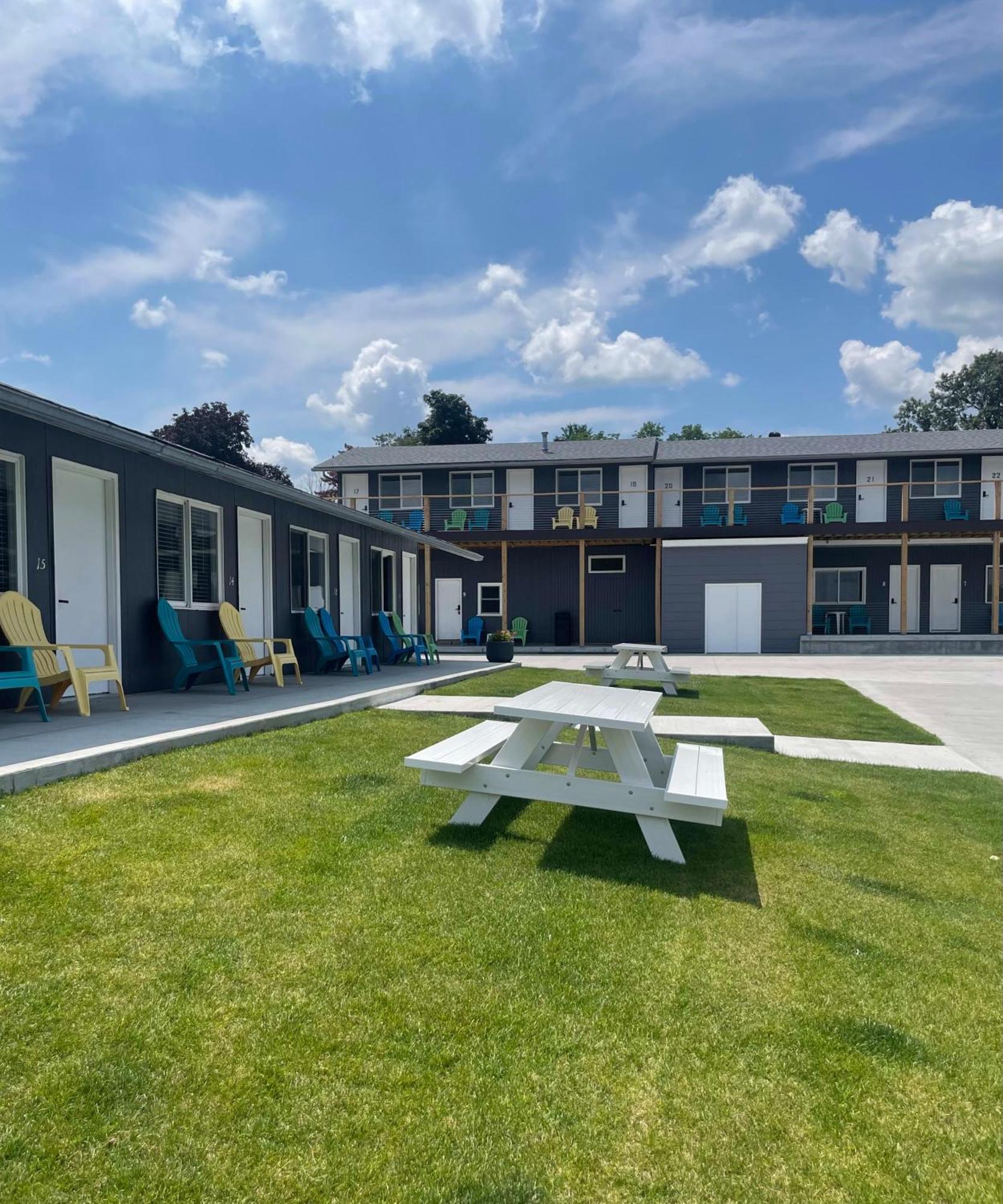 Single King Room Lake City Exterior photo