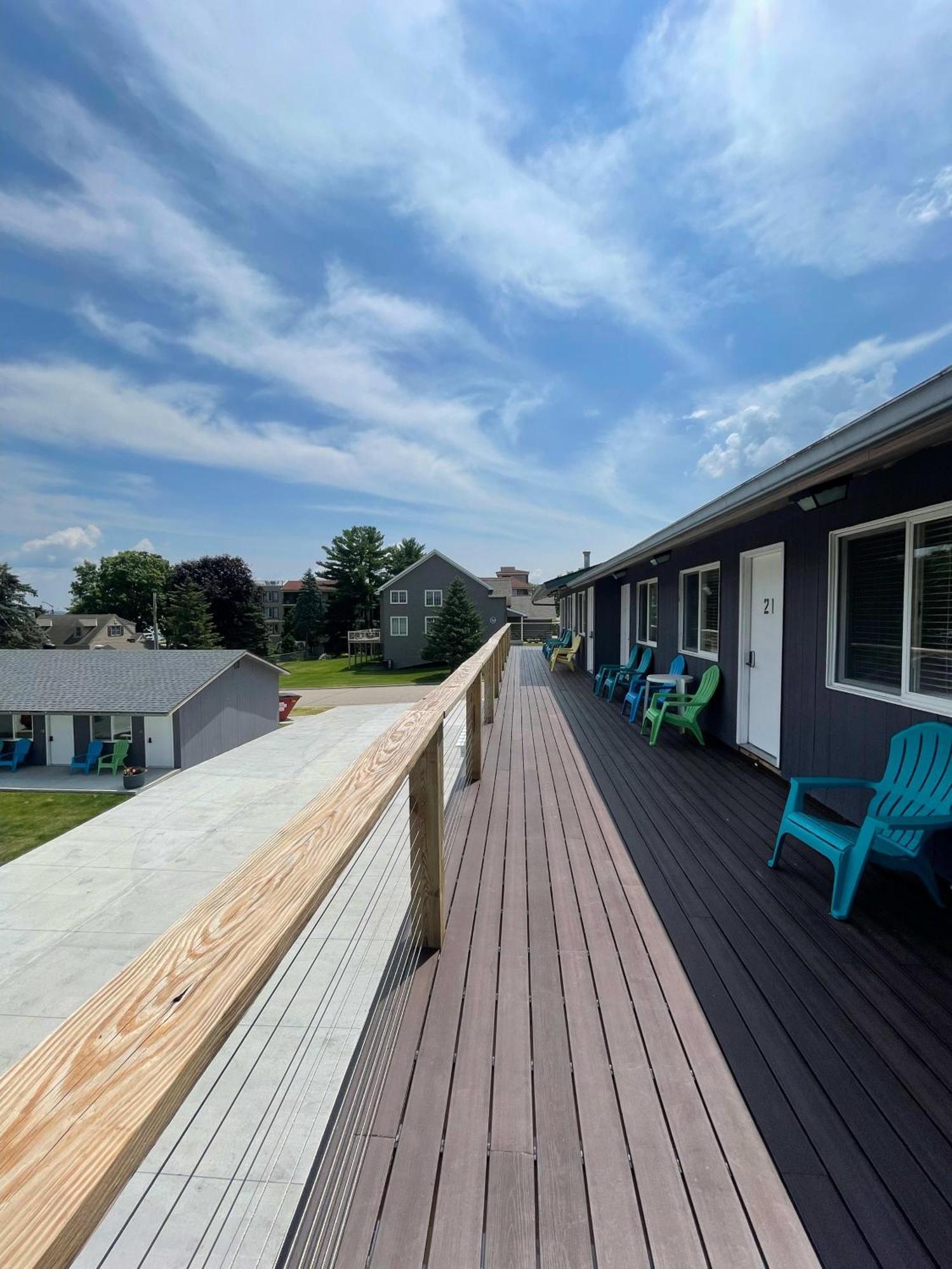 Single King Room Lake City Exterior photo